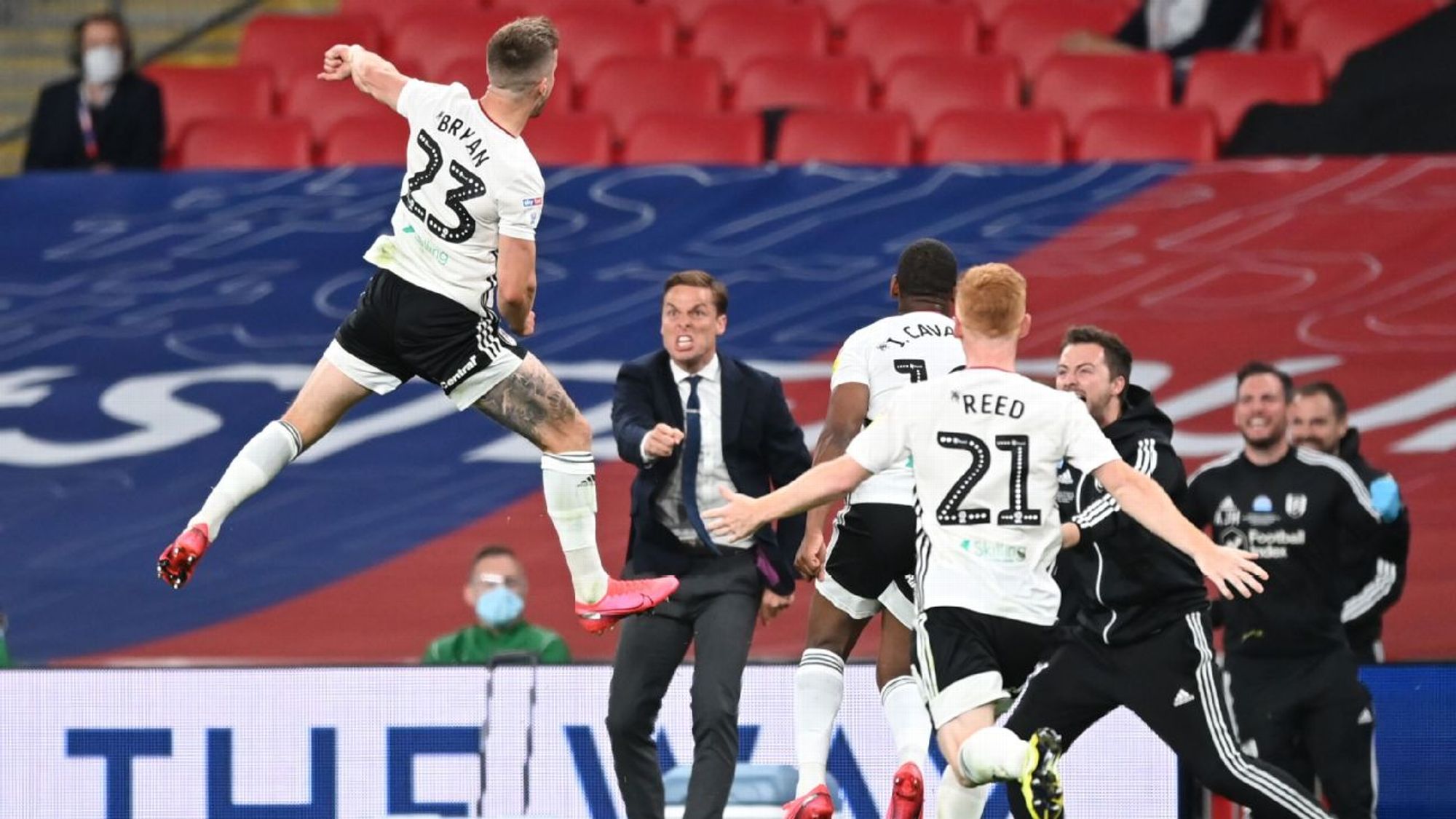 签约特拉福 签约特拉福