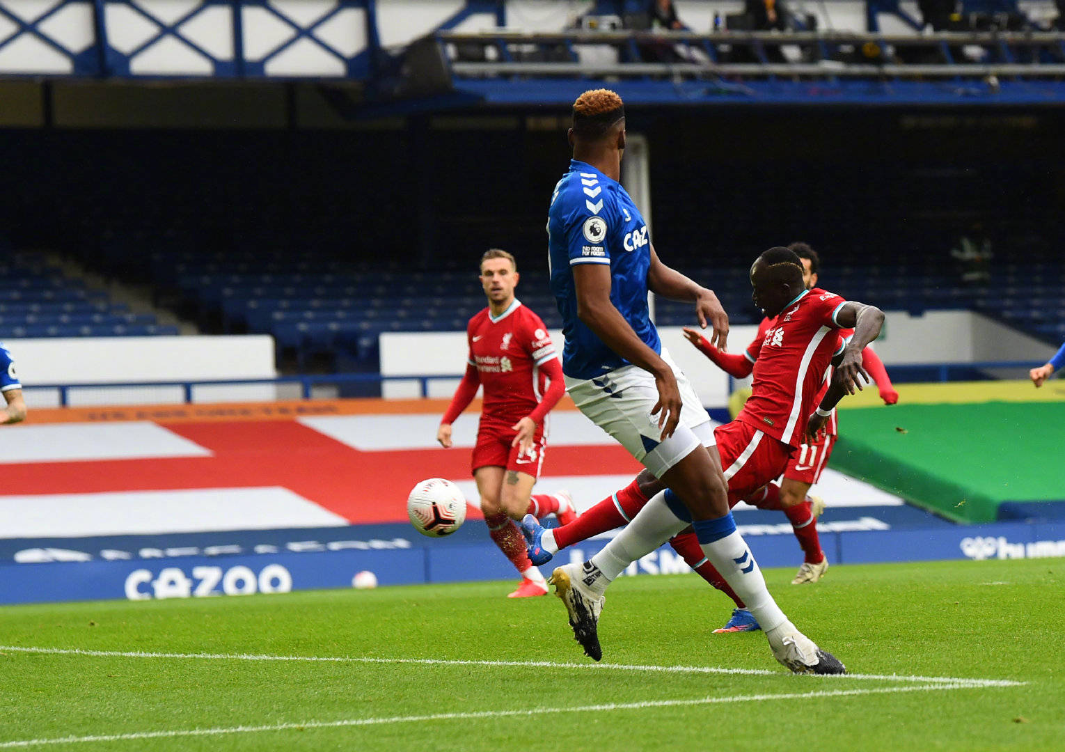 赛场吃盒饭 赛场吃盒饭